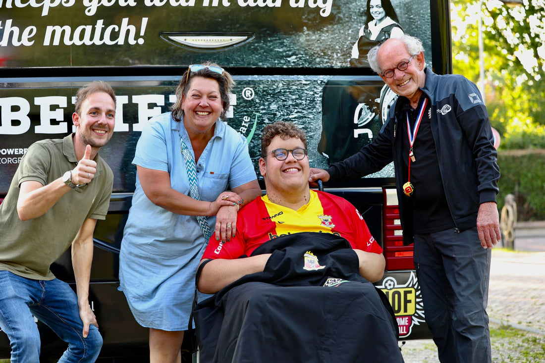 Etappe 19 van de Stadionloop: Belieff bij de aankomst bij FC Groningen