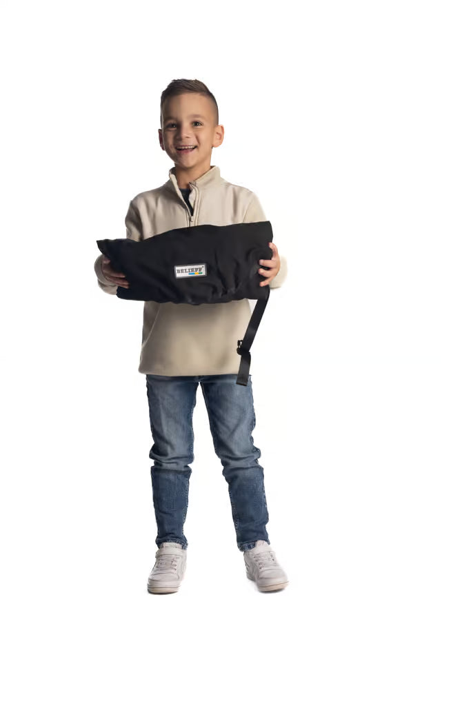 Belieff Kinder-Rollstuhldecke mit flexibler Rückseite, Eingrifftaschen, doppellagig, Schwarz