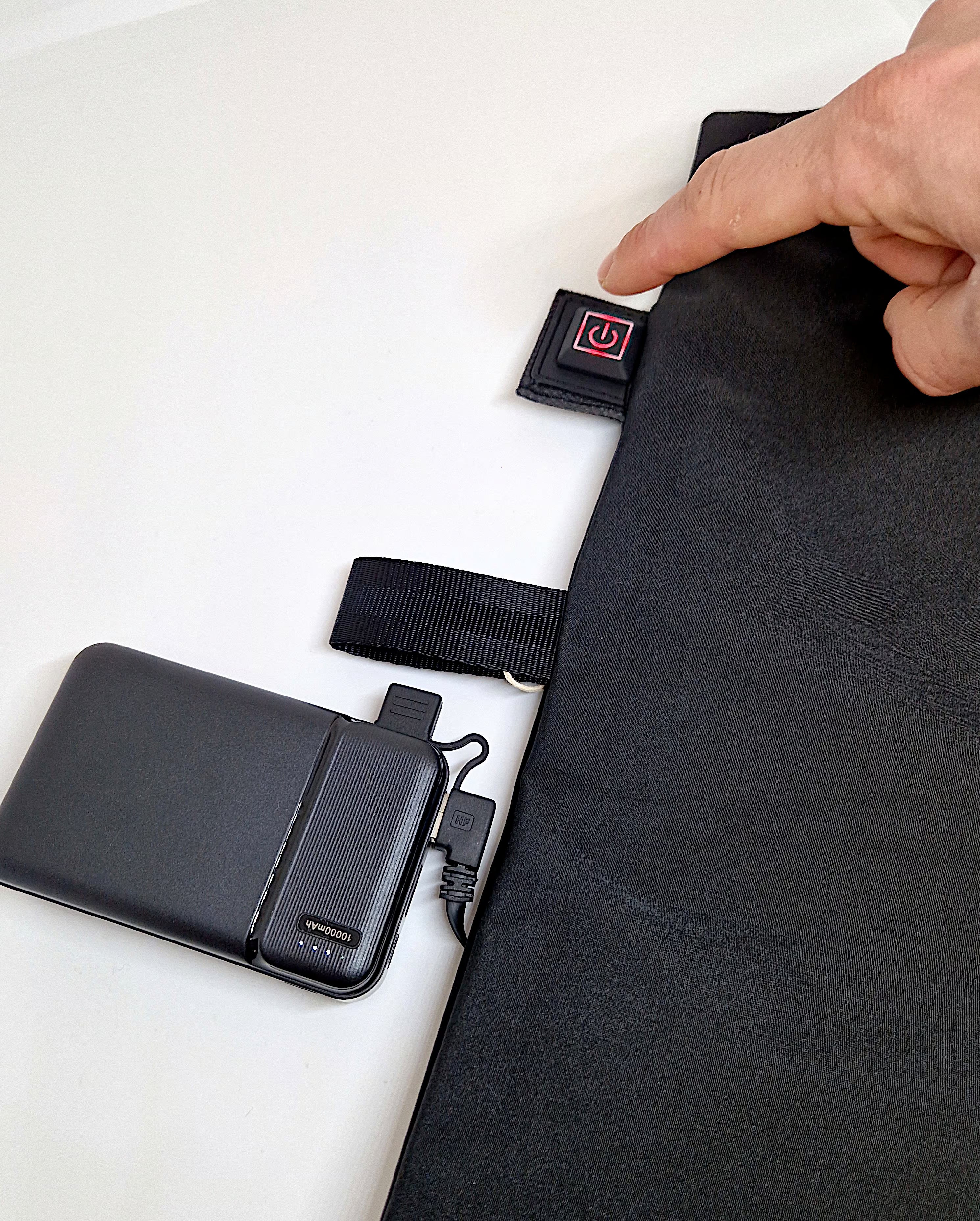 Belieff Wheelchair Heating element – ​​wireless heat cushion – 3 heat settings – up to 49 degrees – wind and waterproof – attach to a blanket