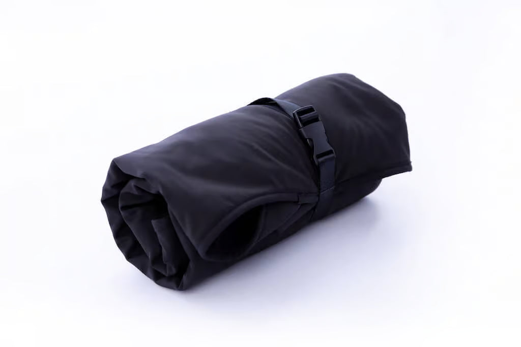 Belieff open outdoor deken fleece (dubbel gevoerd) met handzakken en voetbescherming